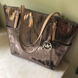 Like new Michael Kors silver tote.